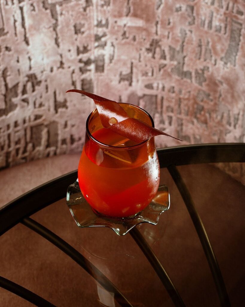 Cocktail en Speakeasy Bar / Cocktail Bar 8 - Jacqueline Barcelona | Jacqueline Barcelona Cocktail en Speakeasy Bar / Cocktail Bar - Jacqueline Barcelona | Jacqueline Barcelona