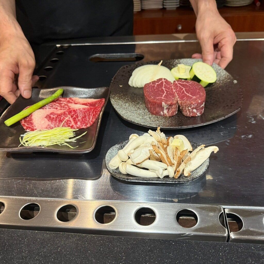 Top 5 Casual Sushi Spots In Barcelona - Takenori Mito Daruma II svg+xml;charset=utf