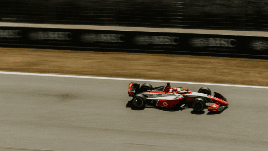 experiencia-jacqueline-pit-lane-lounge-f1-barcelona svg+xml;charset=utf
