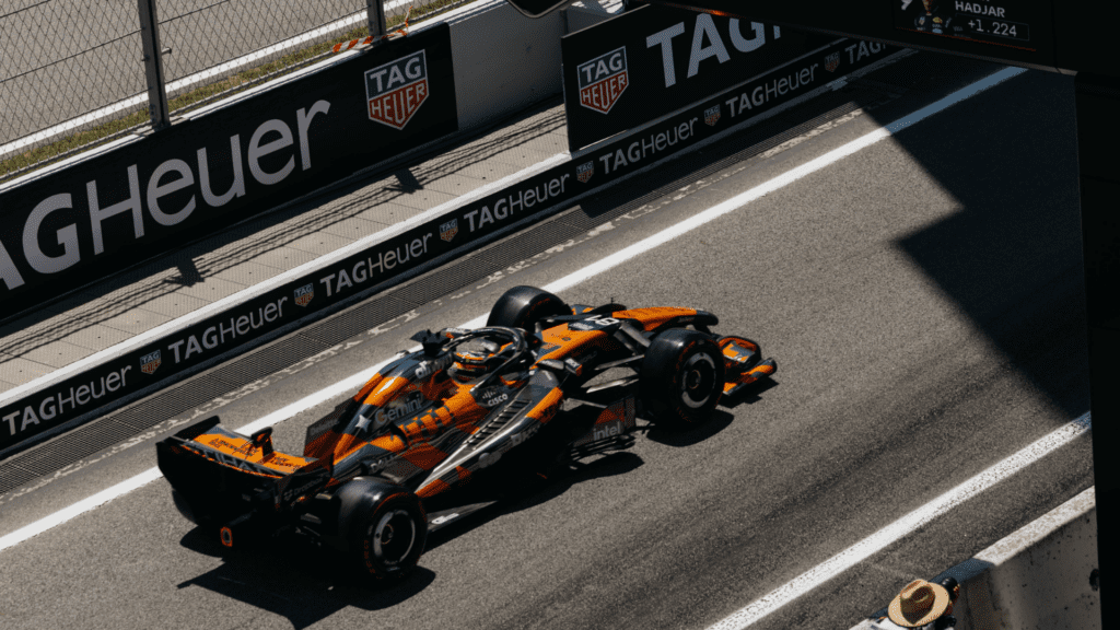 vistas-pista-gran-premio-formula-1-barcelona svg+xml;charset=utf