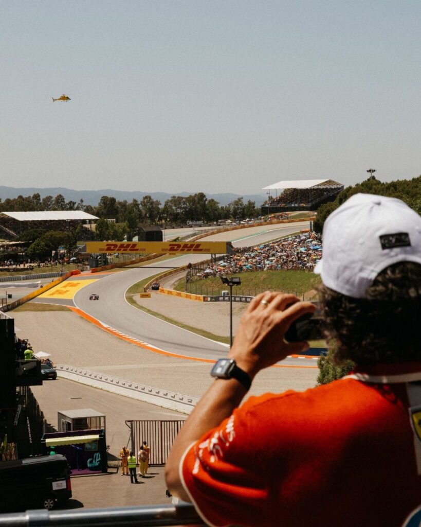 Jacqueline Pit Lane Lounge 7 - Barcelona Grand Prix svg+xml;charset=utf